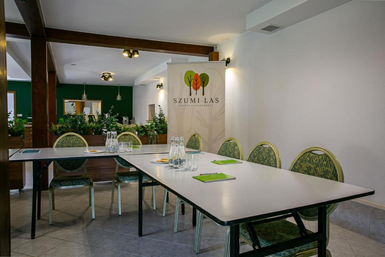 Szumi Las Events & Apartments Regimin エクステリア 写真