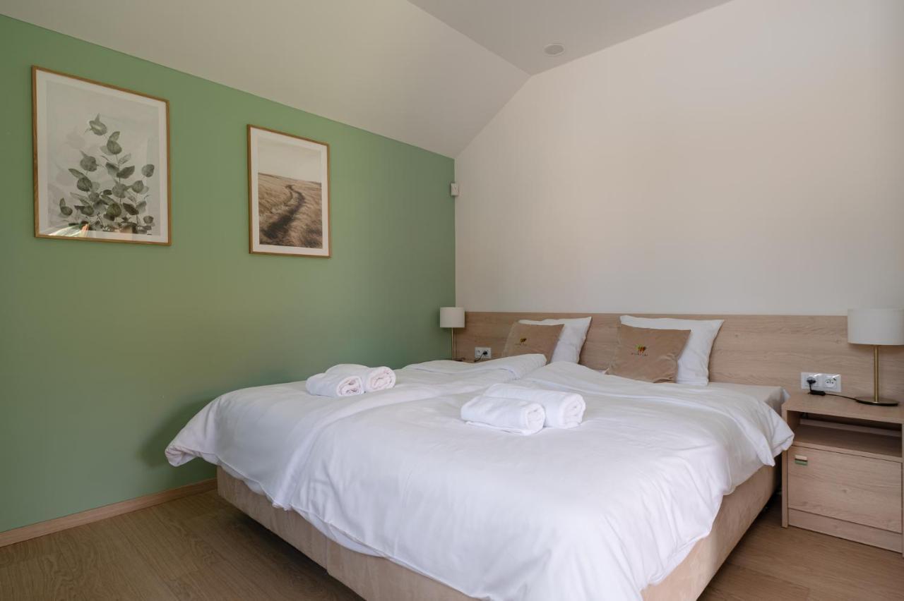 Szumi Las Events & Apartments Regimin エクステリア 写真